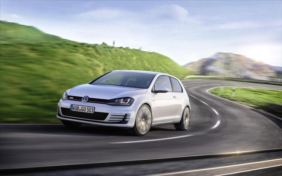  Volkswagen Golf GTi 2014 года  (фото 4 из 5)
